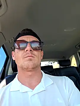 Snapshot of TheSouthernKing chatting on October 10, 2025, 8:46 am TheSouthernKing online show from October 10, 2025, 8:46 am