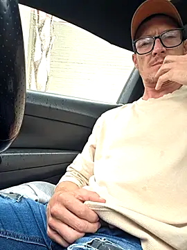 Snapshot of TheSouthernKing chatting on March 1, 2026, 9:55 am TheSouthernKing online show from March 1, 2026, 9:55 am