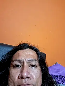 miicheele32 online show from October 29, 2025, 6:48 am