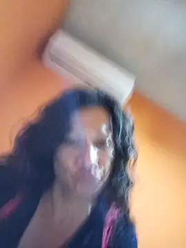 miicheele32 online show from November 17, 2025, 11:16 am