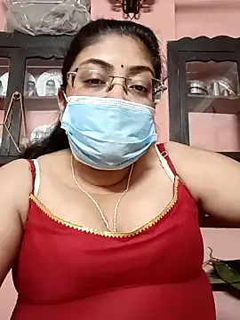 LAVERNIYA  online show from February 13, 2025, 3:14 pm