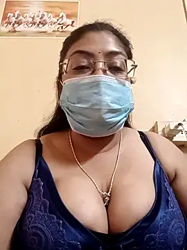 LAVERNIYA  online show from March 7, 2025, 5:08 am