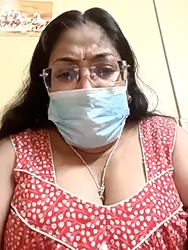 LAVERNIYA  online show from March 9, 2025, 12:31 pm