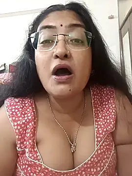 LAVERNIYA  online show from October 17, 2025, 8:28 am