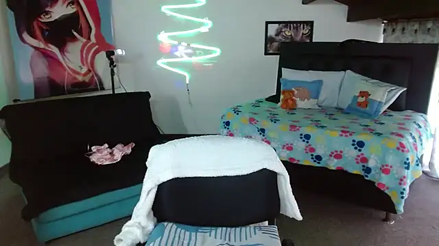 Kloe Deker online show from December 7, 2024, 1:51 pm