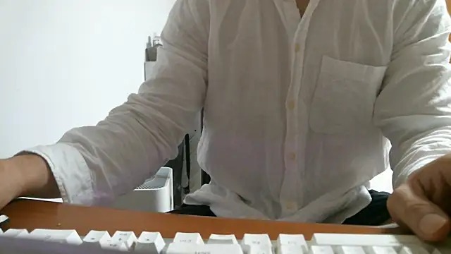 Stellan 0412 online show from March 27, 2026, 4:29 pm