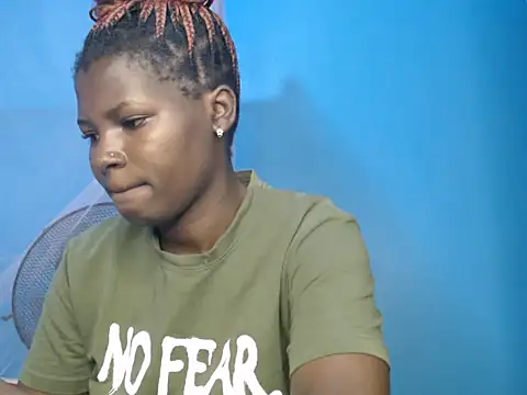 TrishaKalid online show from December 16, 2025, 9:25 am