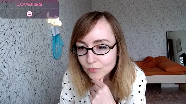 Snapshot of Athena_Richards chatting on May 8, 2026, 9:47 am Athena Richards online show from May 8, 2026, 9:47 am