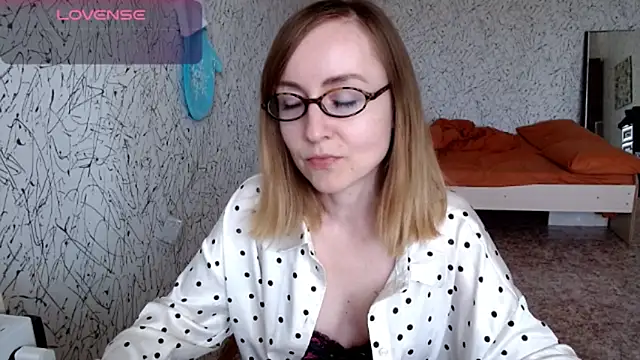 Snapshot of Athena_Richards chatting on May 31, 2026, 10:22 am Athena Richards online show from May 31, 2026, 10:22 am