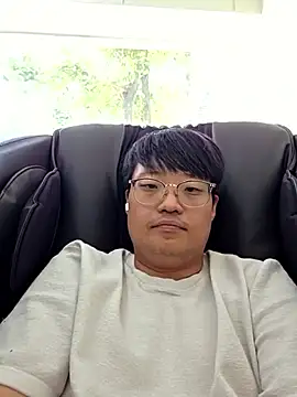 Snapshot of lolgayb chatting on June 10, 2026, 5:18 am lolgayb online show from June 10, 2026, 5:18 am