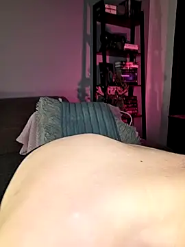 Snapshot of Nicky-Blue chatting on April 2, 2026, 5:10 pm Nicky-Blue online show from April 2, 2026, 5:10 pm