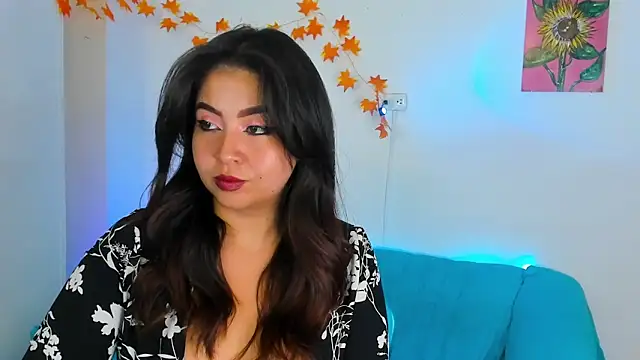 LiahDiaz online show from December 20, 2024, 8:45 pm