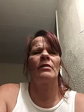 greeneyedamatuers online show from February 26, 2025, 7:42 am