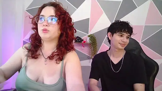 AndrewAnndCherry online show from June 5, 2026, 9:31 pm