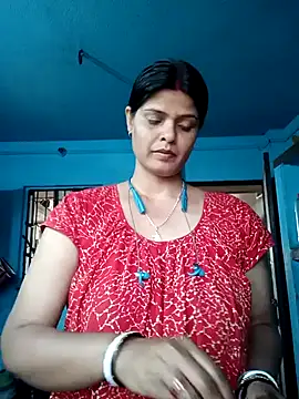 Hot Pakhi online show from January 13, 2025, 3:34 am