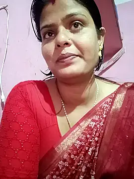 Hot Pakhi online show from January 15, 2025, 9:13 am