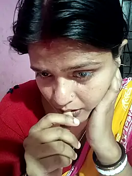 Hot Pakhi online show from January 20, 2025, 2:03 pm