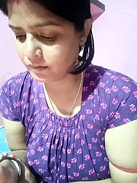 Hot Pakhi online show from January 24, 2025, 3:02 pm