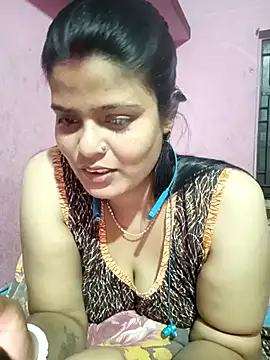 Hot Pakhi online show from February 16, 2025, 8:54 am