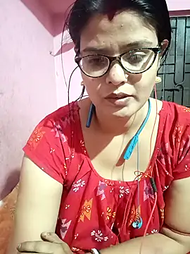 Hot Pakhi online show from March 19, 2025, 3:30 am