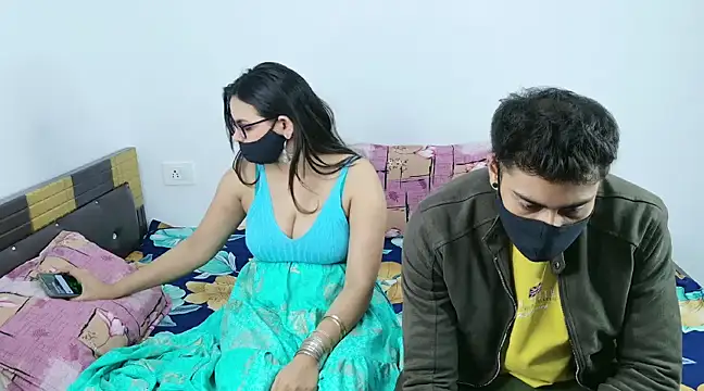 Snapshot of RupaliDixit chatting on January 4, 2025, 5:26 pm RupaliDixit online show from January 4, 2025, 5:26 pm