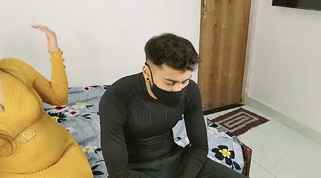 Snapshot of RupaliDixit chatting on February 1, 2025, 5:37 pm RupaliDixit online show from February 1, 2025, 5:37 pm