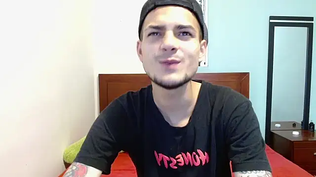 Jeffstyle18 online show from October 1, 2025, 9:21 pm