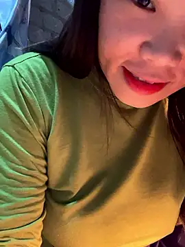 Laura8910 online show from December 2, 2024, 6:20 am