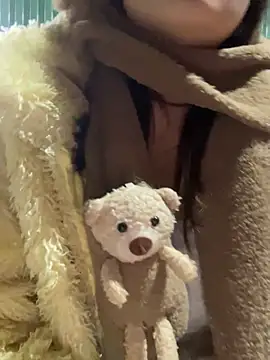 Laura8910 online show from February 5, 2025, 4:59 am