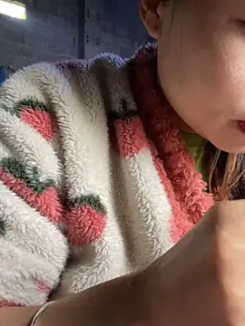 Laura8910 online show from March 18, 2025, 3:20 am