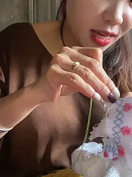 Laura8910 online show from March 21, 2025, 5:21 am