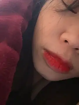 Laura8910 online show from March 22, 2025, 12:06 am