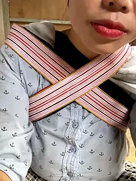 Laura8910 online show from October 29, 2025, 2:36 am