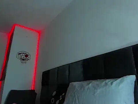 Alexander Martines online show from September 22, 2025, 12:34 am