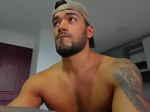 Alexander Martines online show from September 24, 2025, 10:13 pm