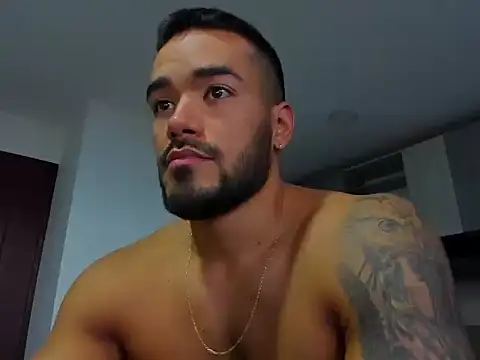 Alexander Martines online show from October 3, 2025, 10:29 pm