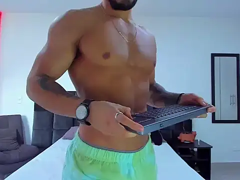 Alexander Martines online show from October 10, 2025, 9:25 pm