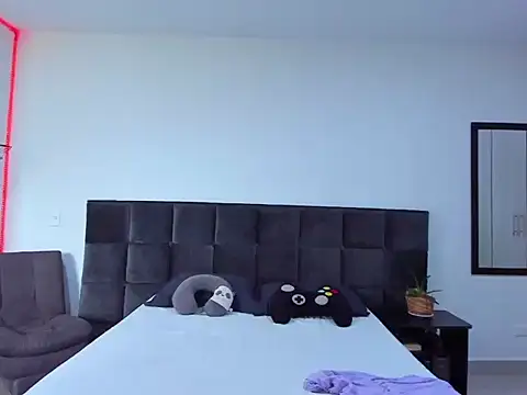 Alexander Martines online show from November 26, 2025, 9:16 pm