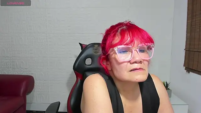 Salomeediaz  online show from March 8, 2025, 8:25 pm