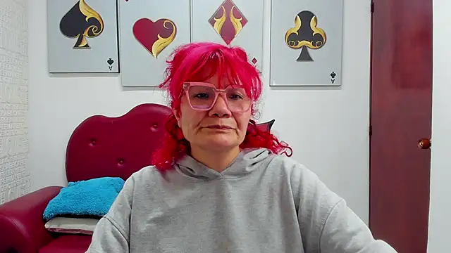 Salomeediaz  online show from September 29, 2025, 8:57 pm