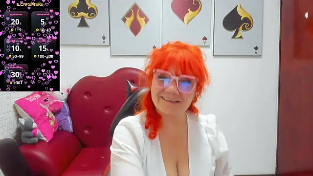 Salomeediaz  online show from May 26, 2026, 9:11 pm