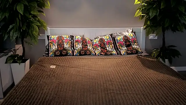 PamelaXX  online show from October 11, 2025, 10:41 pm