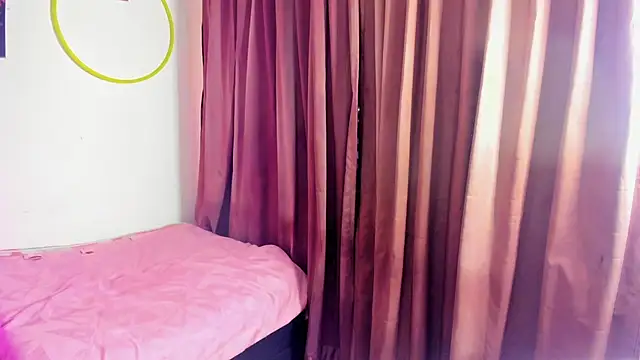 nicole volkov online show from January 10, 2025, 1:42 am