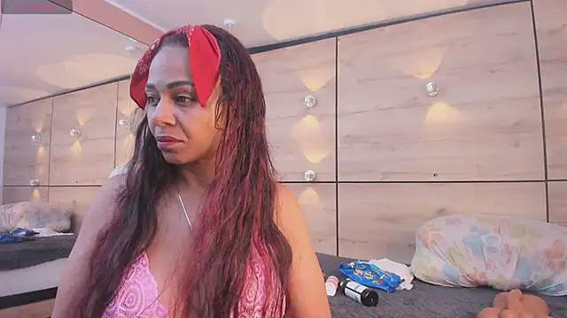 martina touss online show from March 24, 2026, 12:54 pm