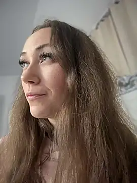 AliceMunro online show from October 30, 2025, 8:31 pm