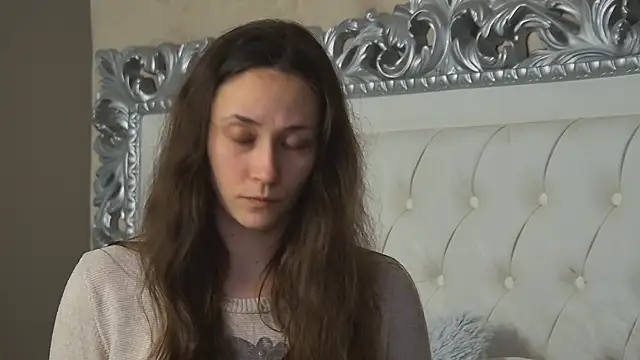 Snapshot of AliceMunro chatting on February 16, 2026, 9:11 pm AliceMunro online show from February 16, 2026, 9:11 pm