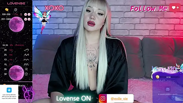 Eva Evile online show from December 25, 2024, 4:54 pm