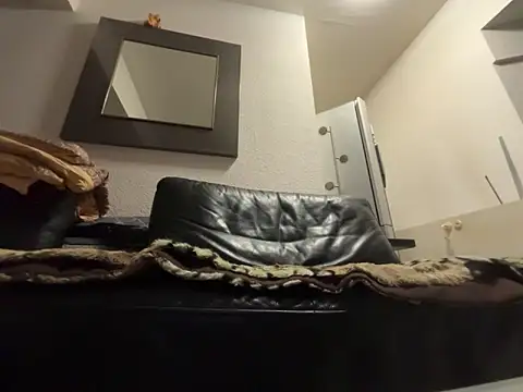 Snapshot of Germankink chatting on December 3, 2024, 3:44 pm Germankink online show from December 3, 2024, 3:44 pm