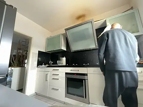 Snapshot of Germankink chatting on December 4, 2024, 10:35 am Germankink online show from December 4, 2024, 10:35 am