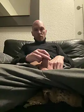 Snapshot of Germankink chatting on December 14, 2024, 4:20 pm Germankink online show from December 14, 2024, 4:20 pm